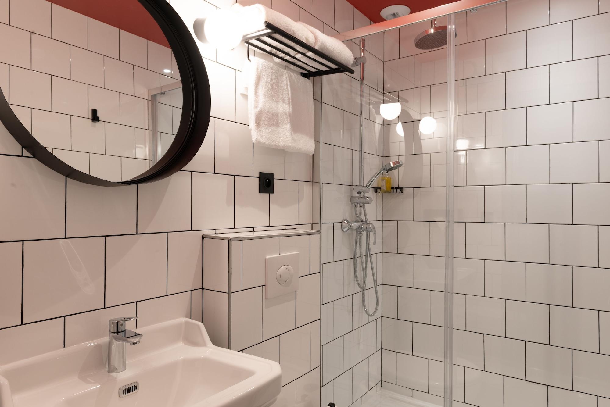 Hotel Bristol رانس المظهر الخارجي الصورة