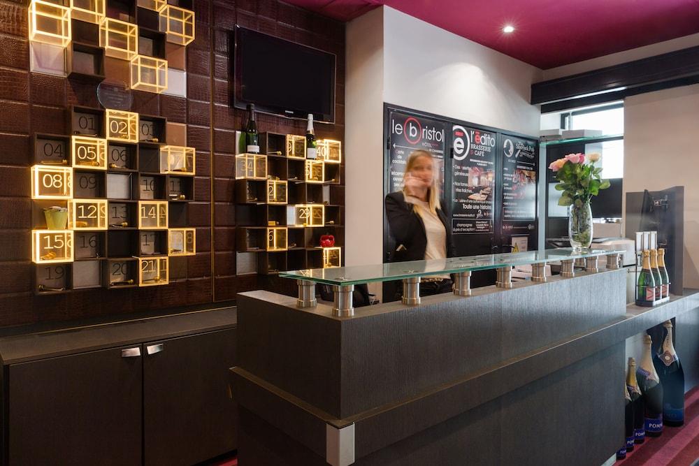 Hotel Bristol رانس المظهر الخارجي الصورة